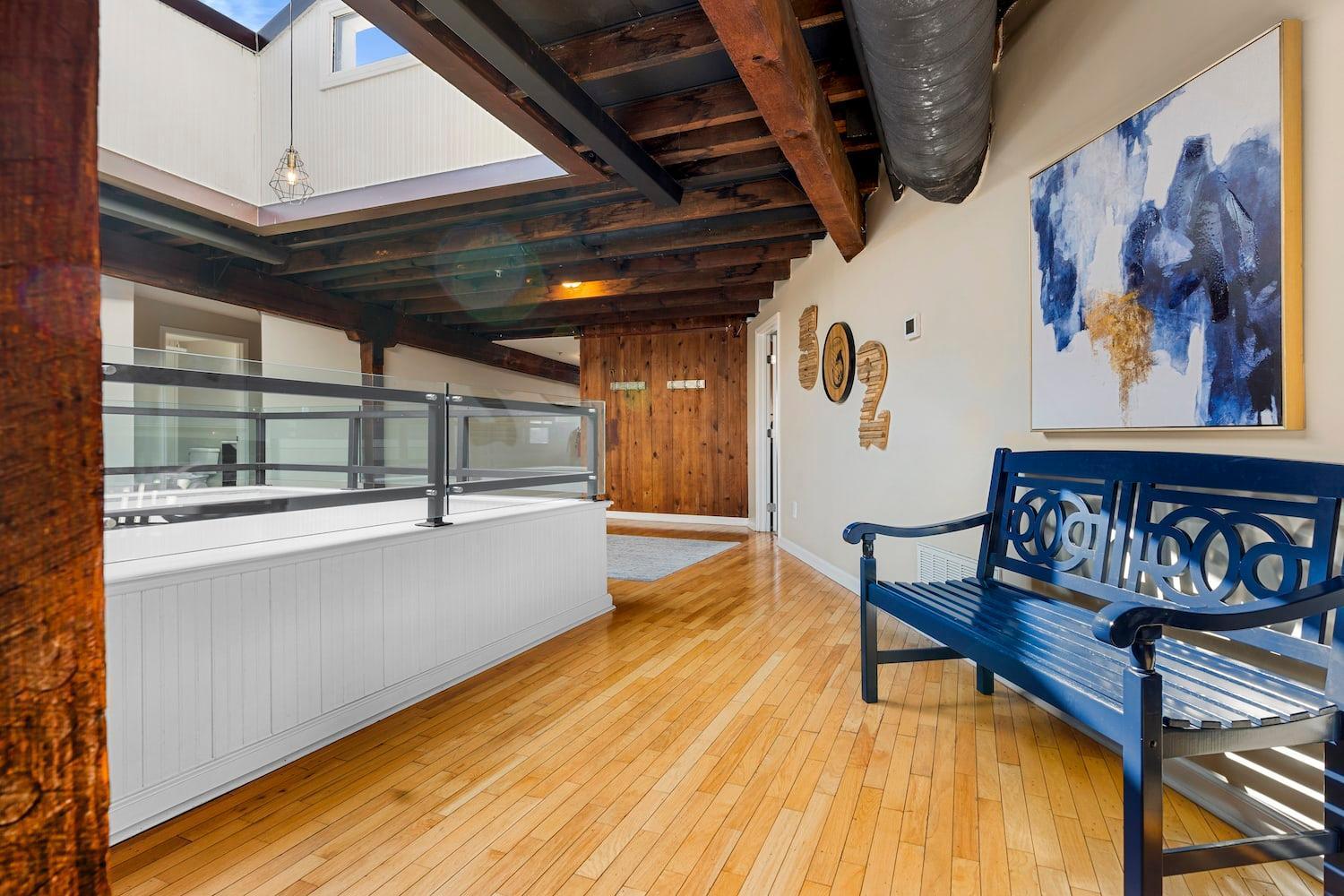 Apartment King Penthouse Sleep8 4bed 3br 2ba Swepson Loft *